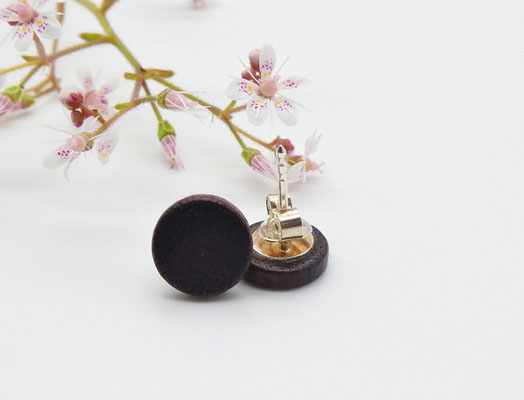 Ohrstecker aus Nussbaum 9 mm
