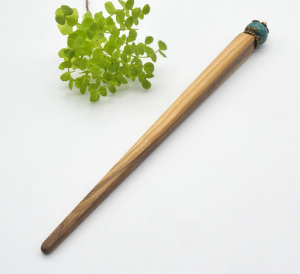 Haarstab aus Olivenholz & Chrysokoll