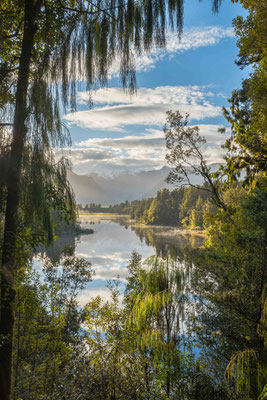 Lake Matheson and the Southern Alps