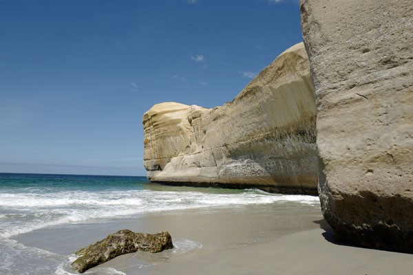 Tunnel Beach