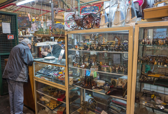Antiques in San Telmo