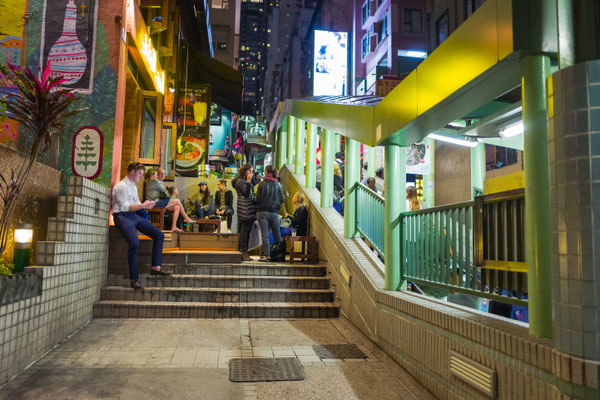 Happy hour in So Ho bars, next to the escalator