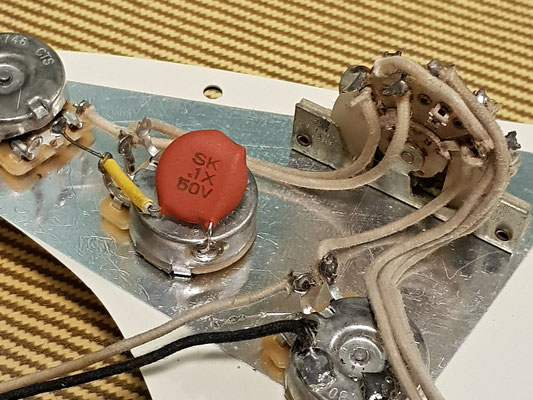 Strat wiring with Red Dime Capacitor artys-custom-guitars.com