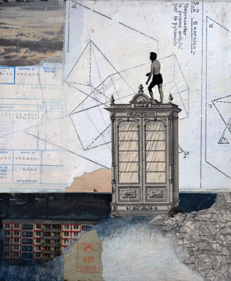 Petite vision (prisme entaillé par la pyramide) 2012 "Zeichnung / Wachs-Mischtechnik / Grafik-Collage auf Papier / Holzkörper" 30 x 25 x 3 cm