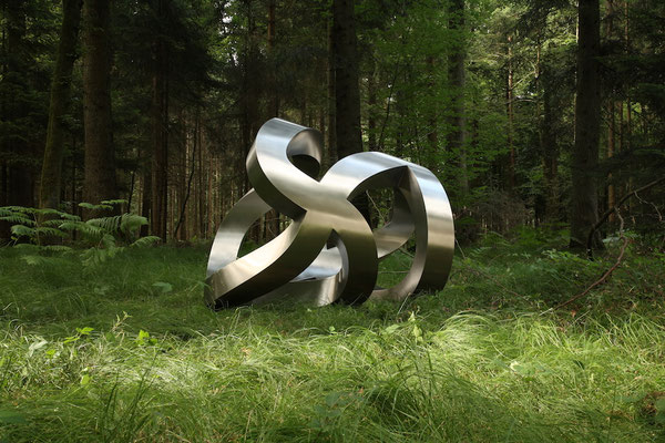 TRANSFORMER (386) 2006 Stainless Steel, 250 kg Ed 2 183 x 170 x 142 cm