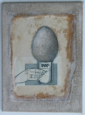 VERGESSENE TROPHÄEN XXI (Ei) 2007 Zeichnung, Grafik-Collage, textile Stoffe, Wachs auf Papier / Karton  18,2 x 13,2 cm