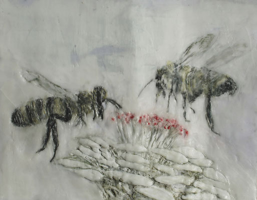 BIENEN AUF BLUME 12 2022 Paraffin + Acryl auf Papier, gerahmt  24 x 30 cm