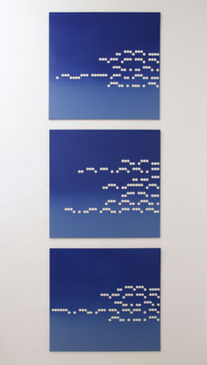 Mors From Mars - gemorste Botschaft I -II -III "Ich kann Deine Gedanken lesen" - "Das Internet ist für uns alle Neuland" - "Ich kann deine E-Mails lesen" je:2017 Porzellan auf Holzfaser, Acryl Ed. 3 80 x 80 x 1,3 cm