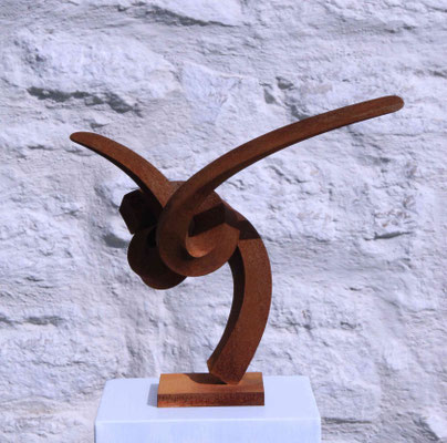 ROOT III 2014 Vierkantstahl gebogen/ geschmiedet H/B/T 29/32/19 cm