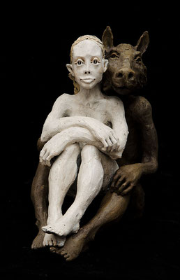 la fille et le loup 2019 Terracotta 57 x 37 x 30 cm 