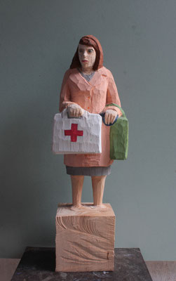Edekafrau Nr. 1591 - Erste Hilfe 2022 Linde ca. 54 x 12 x 12 cm