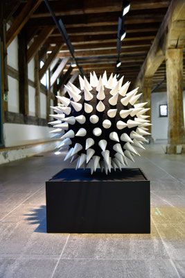 URCHIN 2020 Biskuit-Porzellan, blk 3.0 ø 65 cm