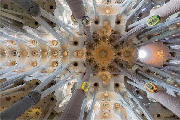 Barcelona, La Sagrada Familia, 2015 | Canon EOS 6D  24 mm  0,5 Sek.  f/8,0  ISO 100