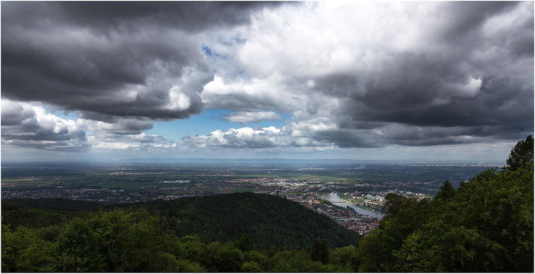 Heidelberg, Blick vom Königstuhl 2014 | Canon EOS 6D  24 mm  1/1000 Sek.  f/6,3  ISO 100
