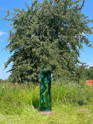 Pflaumenbäumchen | Glasarbeit in Fusionstechnik | 45 x 135 cm | 2025