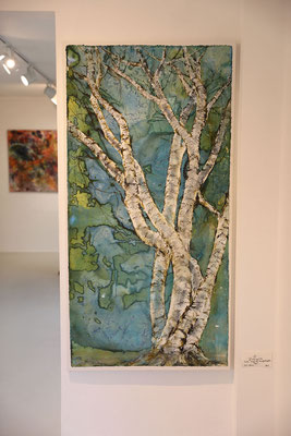 Galereiräume |  Birkengehölz, Tusche, Acryl auf handgeschöpftem Papier, 90 x 180 cm, 2023