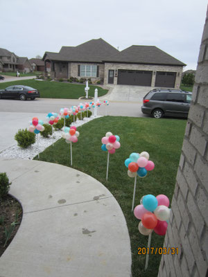 Air-Filled Balloon Yard Lawn Cluster Decorations On Pole