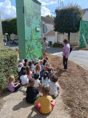 Murs Entrée de rue-NANDY (77)