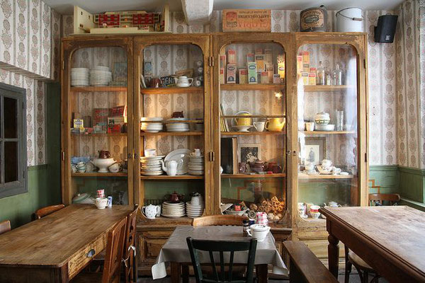 Patine sur meuble - Restaurant - Rennes