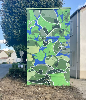 Murs Entrée de rue-NANDY (77)