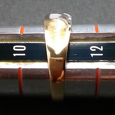 k18 YG WG コンビ 指輪 ダイヤモンド 3石 サイズ11