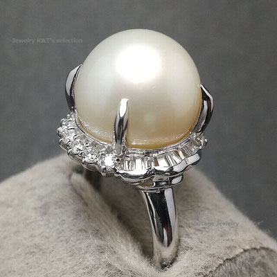 platinum900-ring-with-white-butterfly-pearl-13mm-and-diamonds