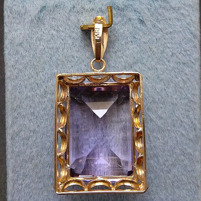 Amethyst k18 pendant top