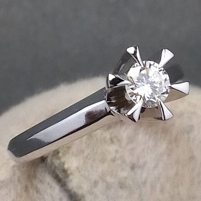 プラチナ900 リング ダイヤモンド 0.2ct ( 立爪 )
