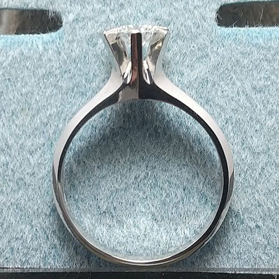 プラチナ900 リング ダイヤモンド 0.336ct ( 立爪 )