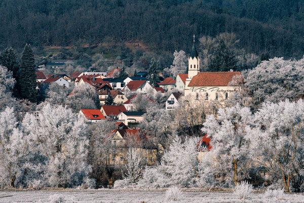 Donaustauf bei Regensburg im Winter.