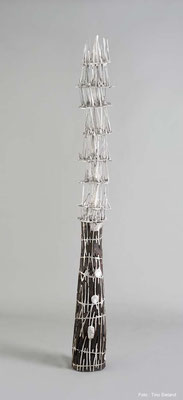 "Etagere" - Aluminiumguss, Pappel (Höhe 198cm) , 2019 - Preis auf Anfrage