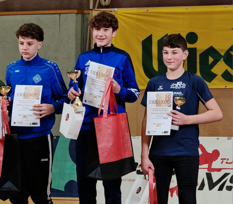 Siegerehrung U13 mit Hofer Benjamin (KSV-RUM)