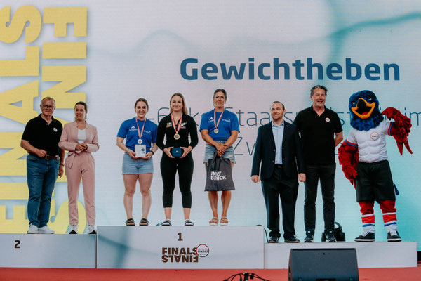Siegerehrung Sport Austria Finals Bühne in Innsbruck