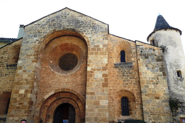 Eglise St Pierre et St Paul d'Ispagnac (XIIème et XIIIème siècles)