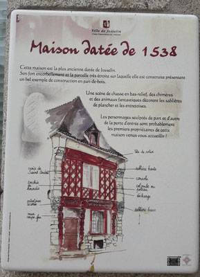 Le descriptif de cette maison, la plus ancienne de Josselin