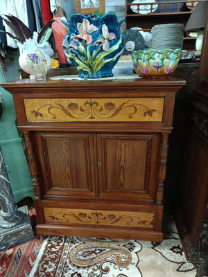 meuble en pitchpin lg 96,5 cm pf 49 cm ht 1m19