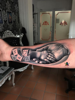 familien tattoo kinderhand