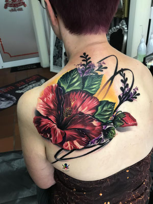 blumen cover up tattoo