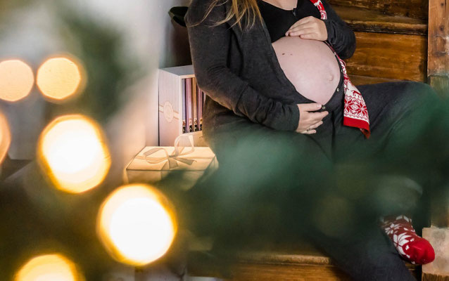 Une séance photos grossesse sur Yvetot au moment de Noël