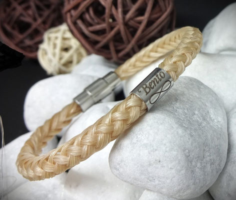 Pferdehaarschmuck mit Gravur Unendlichkeitszeichen