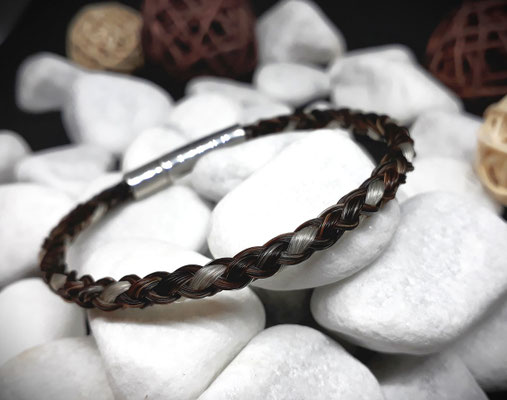 Pferdehaararmband mit weißen Punkten
