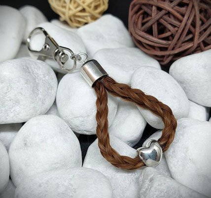 Individuelles Geschenk für Pferdeliebhaber, Anhänger aus Pferdehaar mit Herzperle