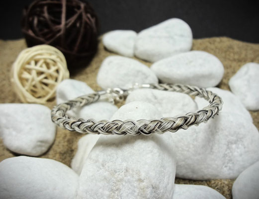 Schweifhaararmband