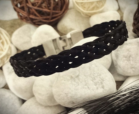 Flaches Armband