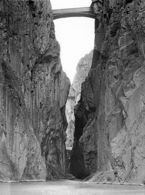 Trabajo: Digitalización negativos de vidrio                       -                   Colección particular M. Cuenca (El Chorro, 1950)