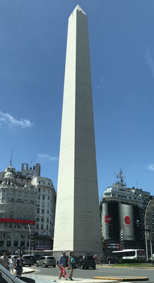Der Obelisk im Zentrum