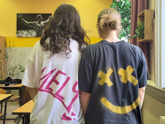 PAT23 Gymnasium-Graffiti Projekt in Leipzig - Freie T-Shirt Gestaltung