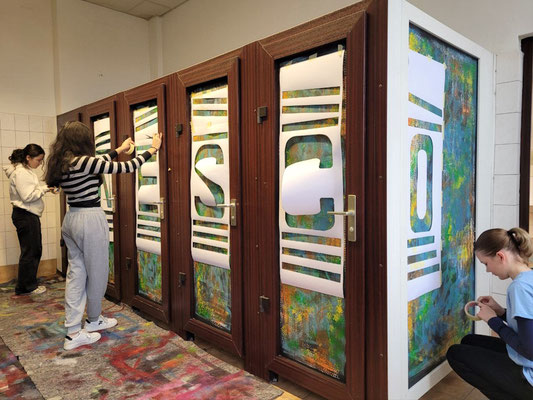 PAT23 & Fraen-Art 'Bunte Toiletten' Graffiti Projekt Kepler-Schule Leipzig 2024