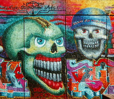 PAT23 "Kriegsköpfe" Character - Graffiti Kunst Leipzig 1996