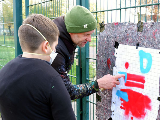 PAT23 & Fraencisart - Graffiti Workshop Leipzig - Wilhelm-Hauff Grundschule 
